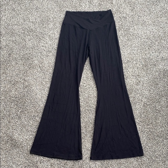 aerie Pants - Aerie Real Me High Rise Flare Pant in Black